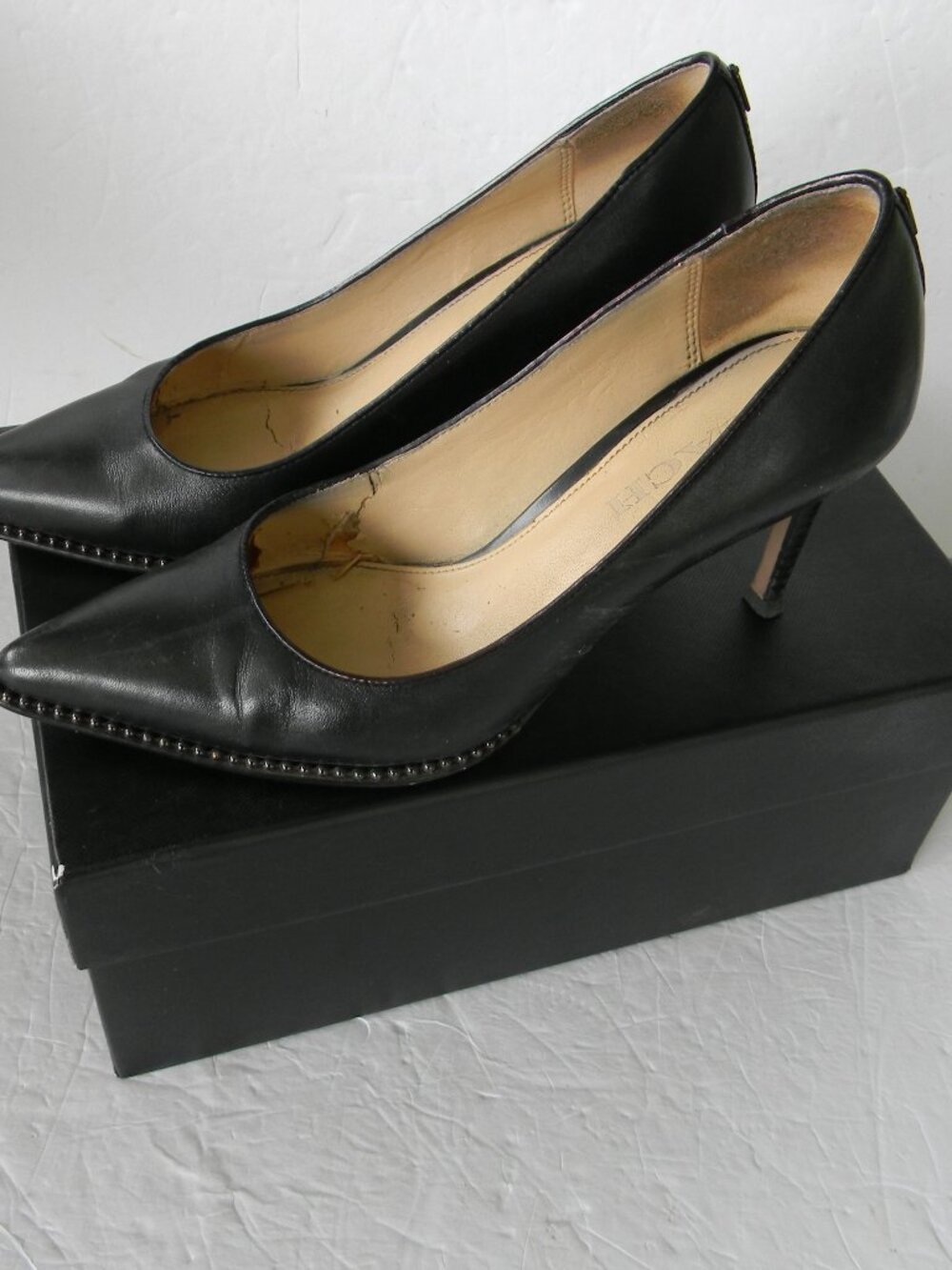 Coach Vonna Black Leather Pointed Toe Studded Pumps Heels Size 5.5M